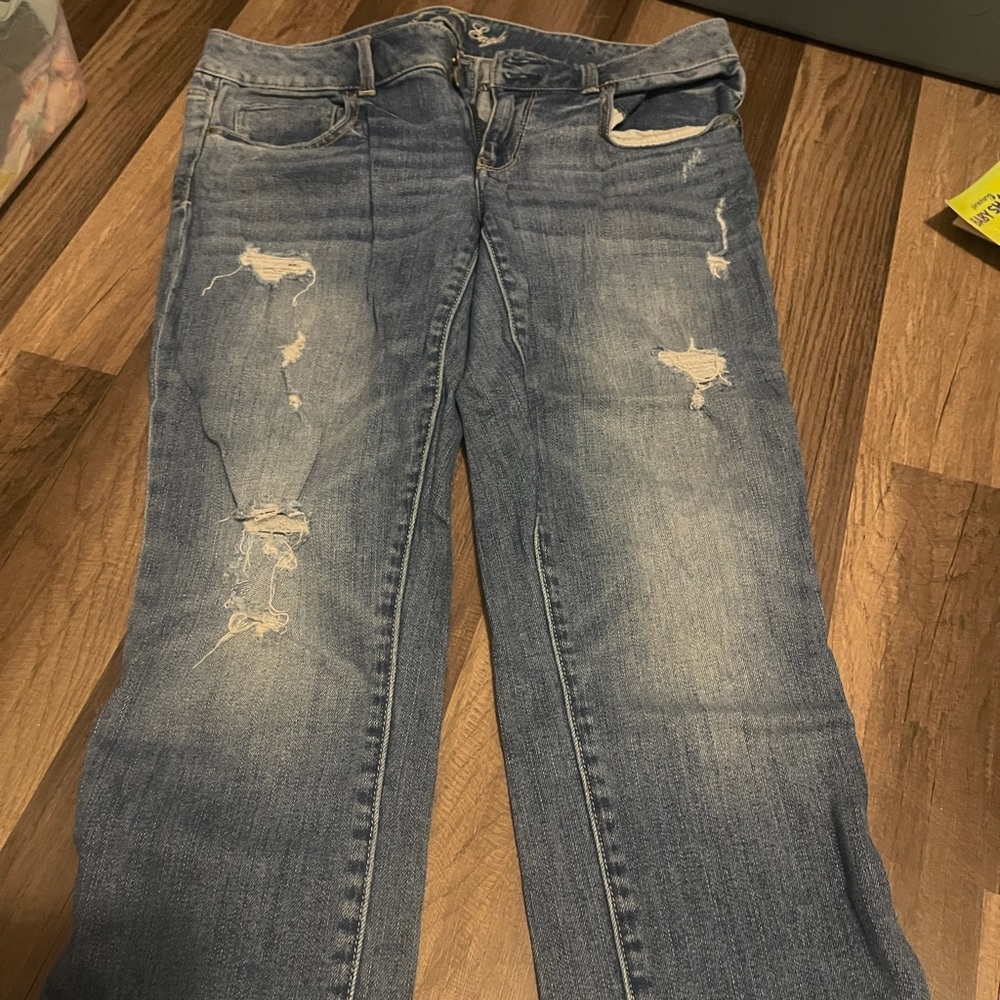 AE capris